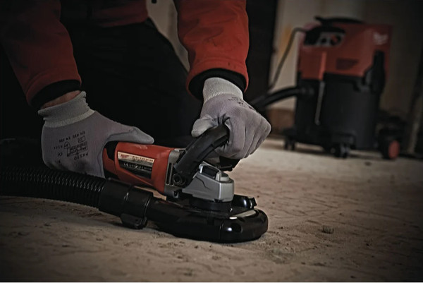 Изображение товара Угловая шлифовальная машина Milwaukee AGV 15-125XC DEG-SET / 4933448035