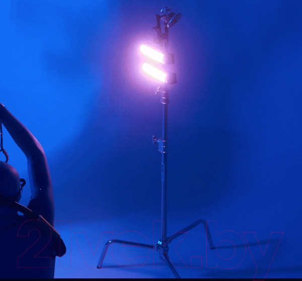 Изображение товара Осветитель студийный Godox Dive Light RGBWW WT40R / 30441