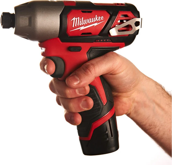 Изображение товара Набор электроинструмента Milwaukee М12 ВPP2В-421С / 4933443497 (с винтовертом)