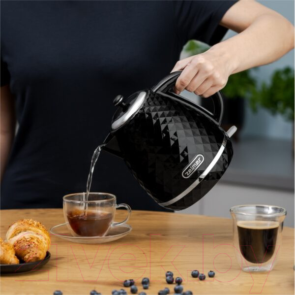 Изображение товара Электрочайник Zelmer ZCK7635B