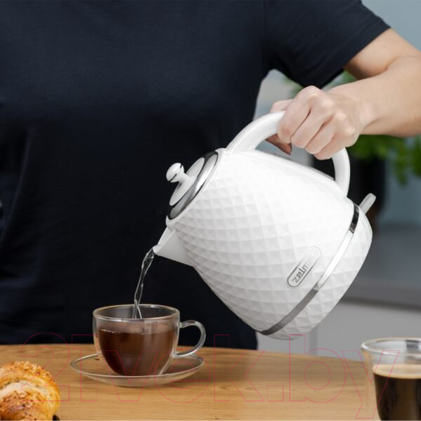 Изображение товара Электрочайник Zelmer ZCK7635W