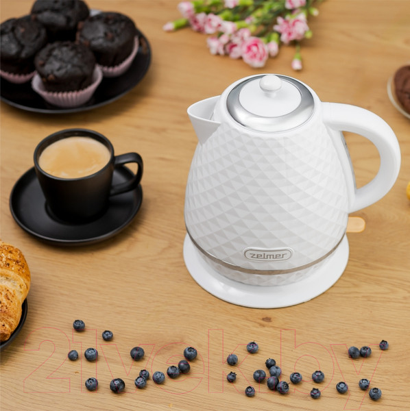 Изображение товара Электрочайник Zelmer ZCK7635W