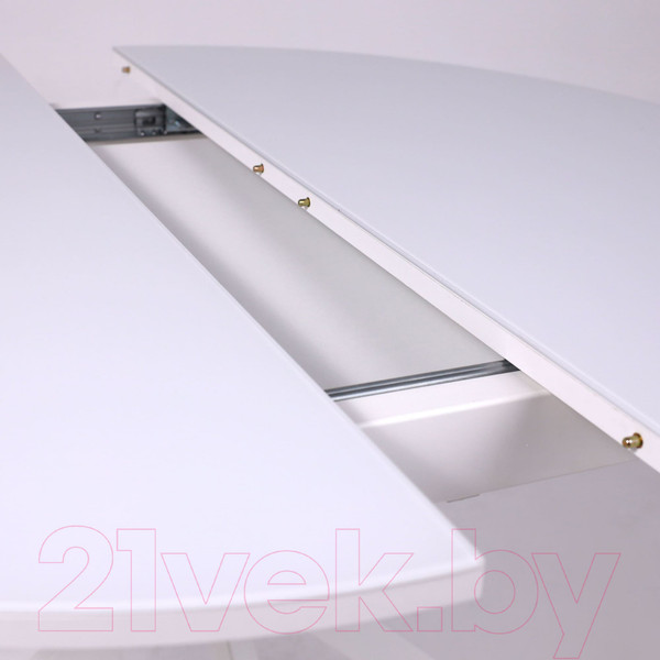 Изображение товара Обеденный стол Listvig Vega D100x135x75 (стекло белый/белый)