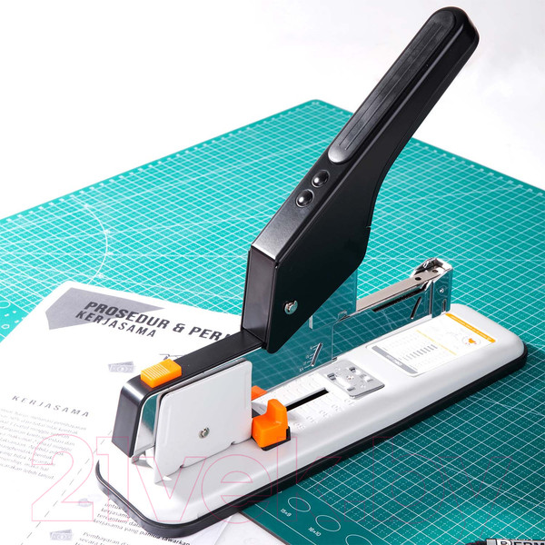 Изображение товара Степлер Deli 0399 (белый)