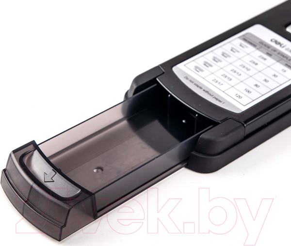 Изображение товара Степлер Deli 0386 (черный)