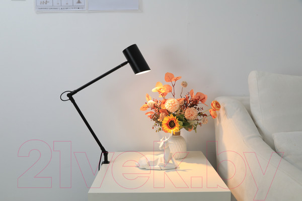 Изображение товара Настольная лампа ArtStyle HT-720B (черный)