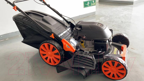 Изображение товара Газонокосилка бензиновая Shtenli 53H Pro Black