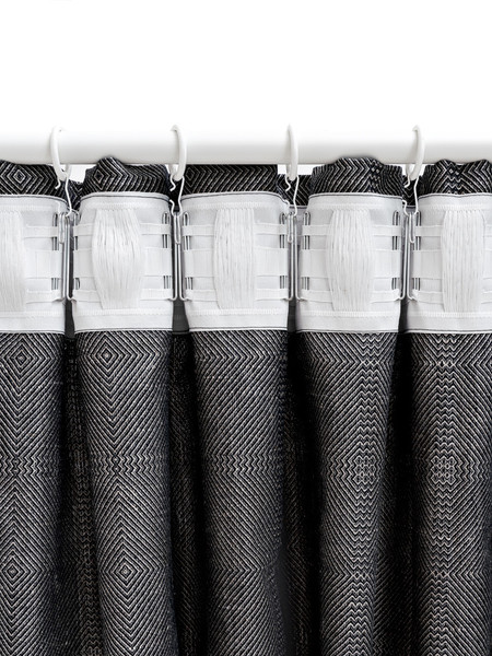 Изображение товара Штора Rusby Ромбы 150х300 / 257686 (черный)