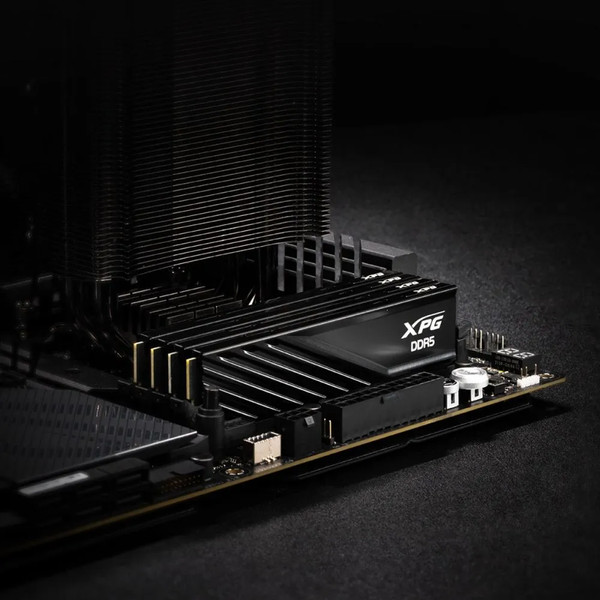 Изображение товара Оперативная память DDR5 A-data AX5U6400C3216G-DTLABBK