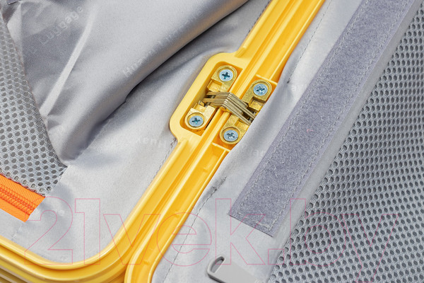 Изображение товара Чемодан на колесах DoubleW 005# (S, желтый)