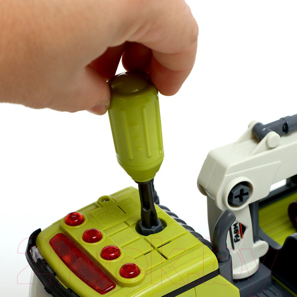 Изображение товара Конструктор инерционный Sima-Land Лесопогрузчик YW9072B / 9545769 (76эл)