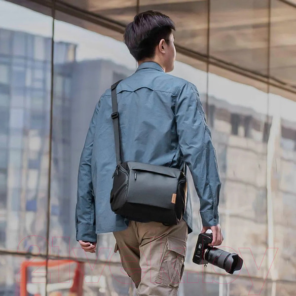 Изображение товара Сумка для камеры Pgytech OneGo Shoulder Bag 10L P-CB-043 (Obsidian Black)