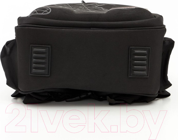 Изображение товара Школьный рюкзак Grizzly RAz-487-7 (черный/красный)