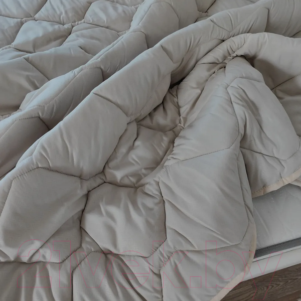 Изображение товара Одеяло Milanika Престиж Овечья шерсть экстра Евро