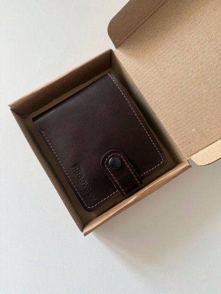 Изображение товара Портмоне Rogovcev Складное. Махагон