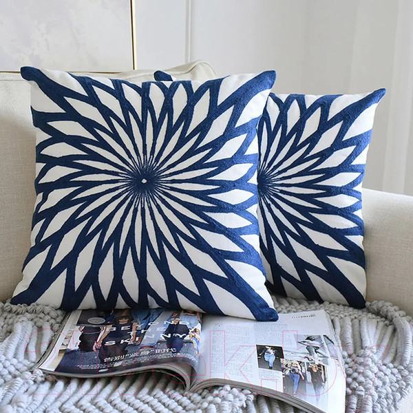 Изображение товара Чехол на подушку Swed house Mildrun 34.35.3058 (50x50, синий/белый)