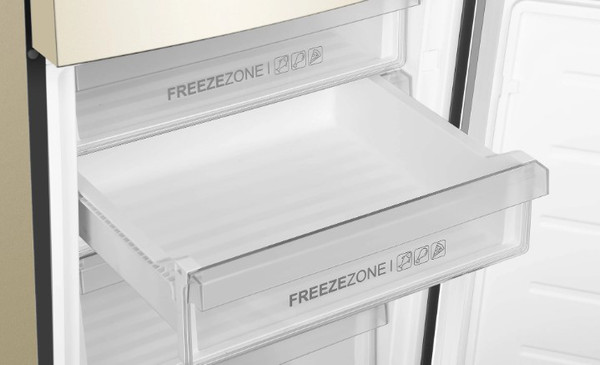 Изображение товара Холодильник с морозильником Haier C4F640CCGU1