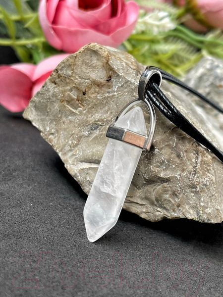 Изображение товара Кулон Wolves Горный хрусталь 2005