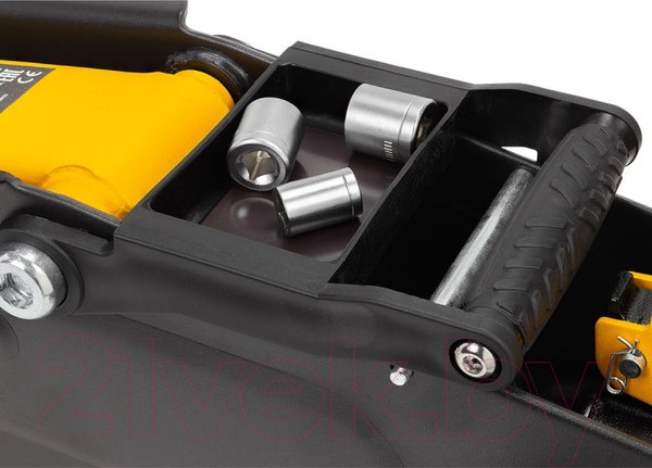 Изображение товара Подкатной домкрат JCB TH33013 (3т)