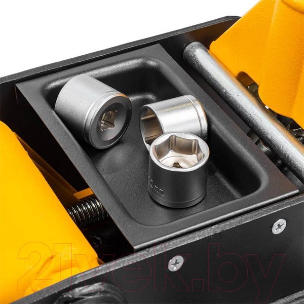 Изображение товара Подкатной домкрат JCB TH33007 (3т)