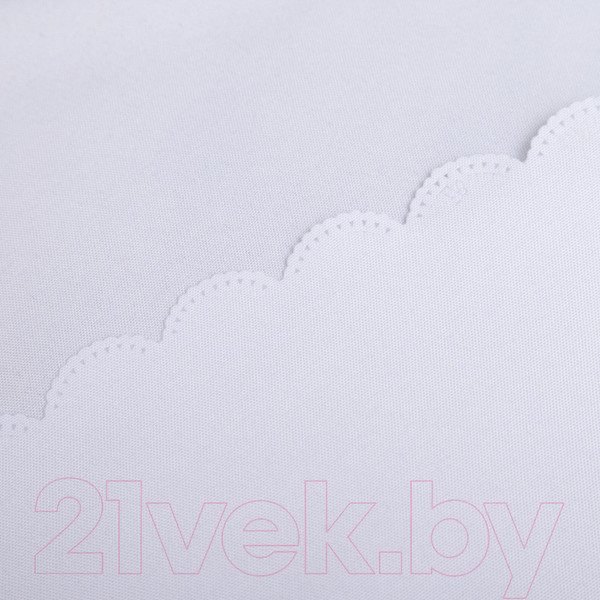 Изображение товара Скатерть Доляна Однотонная 200x200 / 7620667 (белый)