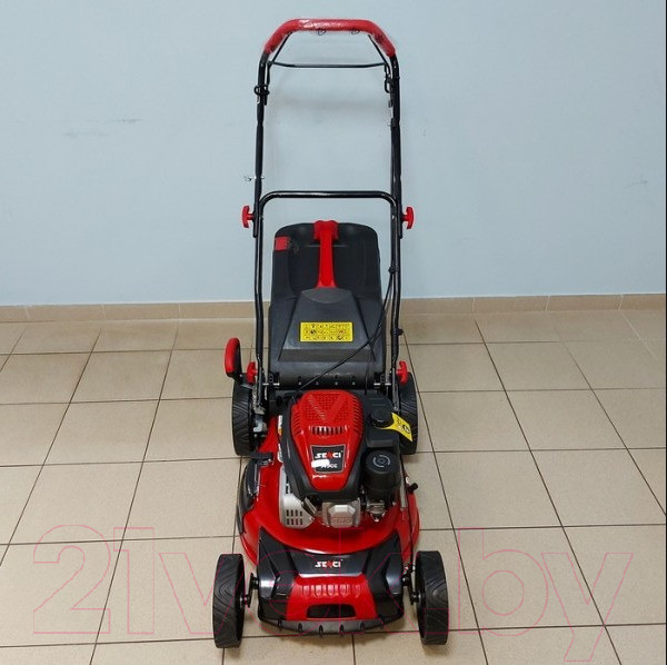 Изображение товара Газонокосилка бензиновая Senci LMA18S57