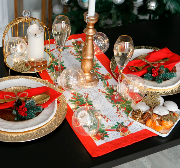Изображение товара Дорожка на стол Этель Рождественский балл / 3629037 (30x70)