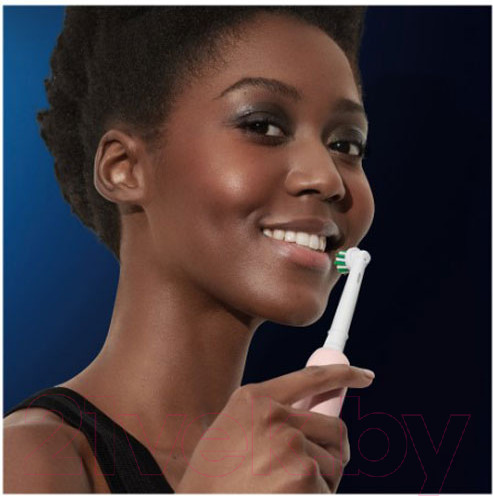 Изображение товара Электрическая зубная щетка Oral-B Pro 1 500 D305.513.3 (розовый)