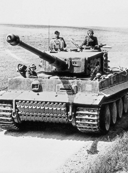 Изображение товара Энциклопедия АСТ Танки, твердая обложка (Хаскью М.)