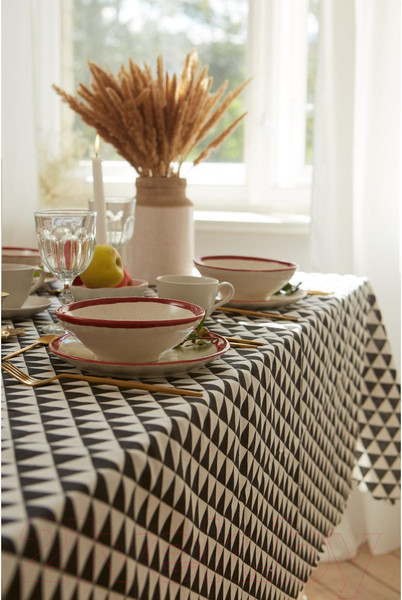 Изображение товара Скатерть Доляна Треугольники 145x145 / 5985633