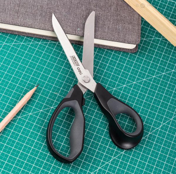 Изображение товара Ножницы канцелярские Deli E77762 (серый)