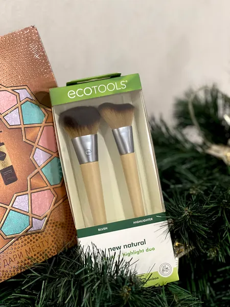 Изображение товара Набор кистей для макияжа Ecotools New Natural Blush + Highlight Duo / ET3200