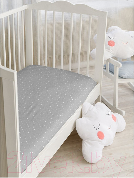 Изображение товара Простыня для малышей Облачко Поплин на резинке 60x120 Grey Dots рез 60/120 8420/1 ПН