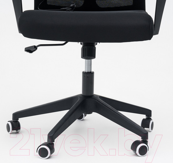 Изображение товара Кресло офисное Calviano Milan Air (черный)