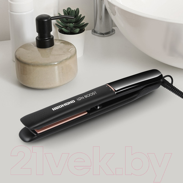 Изображение товара Выпрямитель для волос Redmond HS1716 (черный)