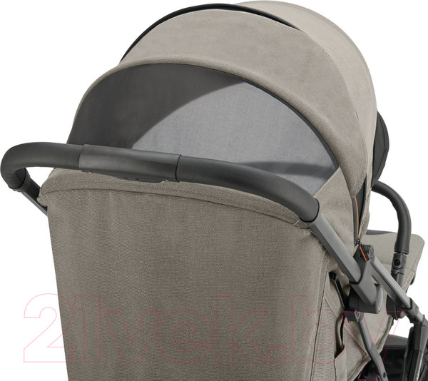 Изображение товара Детская прогулочная коляска Inglesina Maior / AG85R0TDBRU (Tundra Beige)