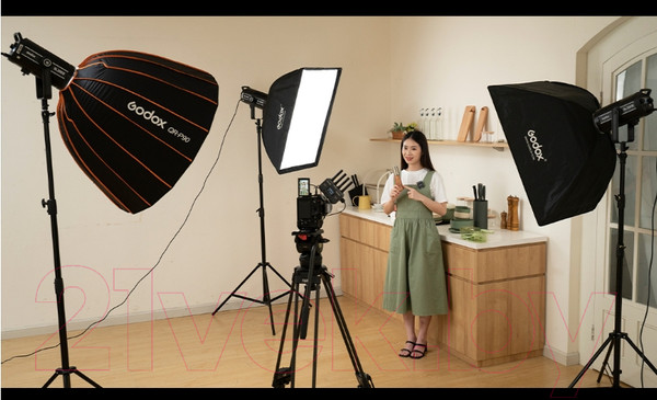 Изображение товара Осветитель студийный Godox SL300III Bi / 30294