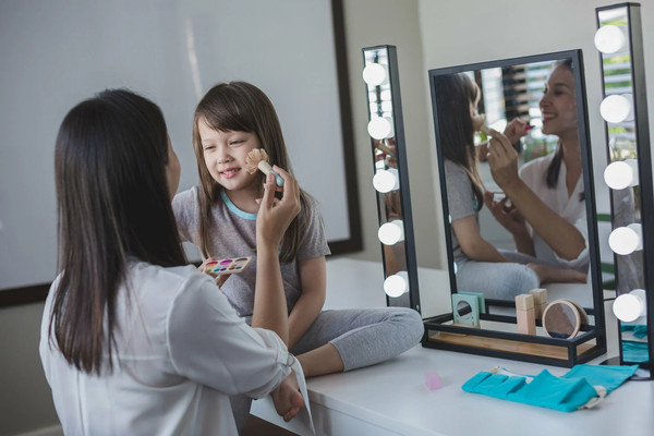 Изображение товара Набор аксессуаров для девочек Plan Toys Салон красоты / 3487