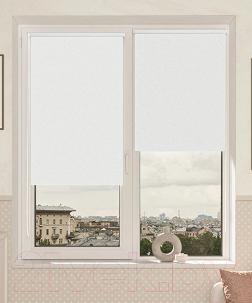 Изображение товара Рулонная штора LEGRAND Блэкаут Болид 114x175 / 58127455 (белый)