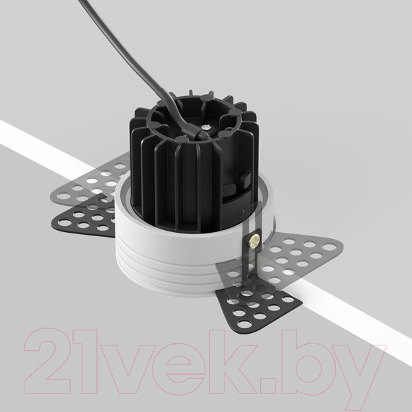 Изображение товара Точечный светильник Maytoni Round DL058-7W3K-TRS-W
