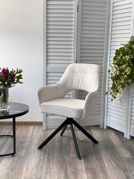 Изображение товара Стул M-City Guara поворотный / 619M05465 (бежевый/белый Raven 22/черный каркас)