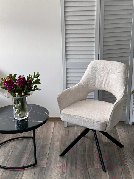 Изображение товара Стул M-City Guara поворотный / 619M05465 (бежевый/белый Raven 22/черный каркас)