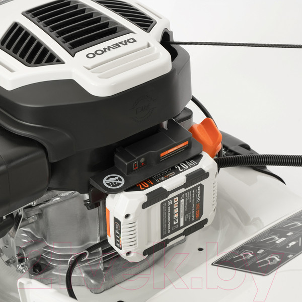 Изображение товара Газонокосилка бензиновая Daewoo Power L 50SPE