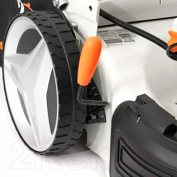 Изображение товара Газонокосилка бензиновая Daewoo Power L 50SPE