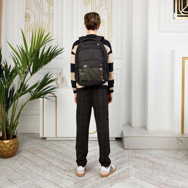 Изображение товара Рюкзак Grizzly RU-430-8 (черный)