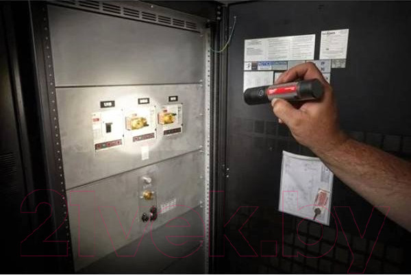 Изображение товара Фонарь Milwaukee USB L4 FMLED-301 / 4933479770