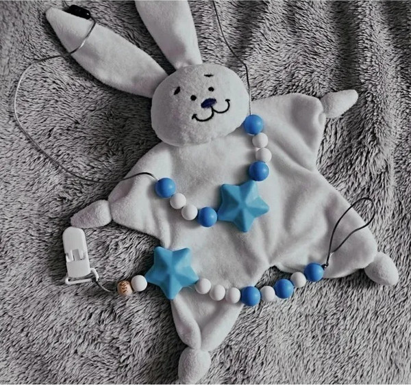 Изображение товара Держатель для пустышки Mum&Baby Звездочка с прорезывателем / 3967929