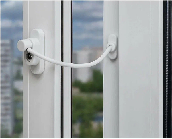 Изображение товара Замок оконный No Brand LFS детский с тросом (белый)