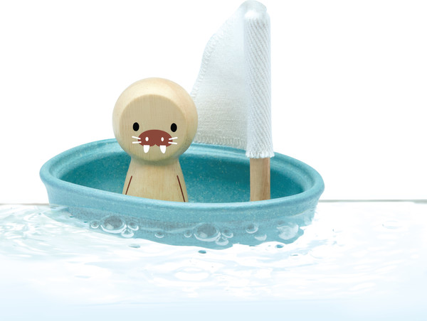 Изображение товара Игровой набор Plan Toys Лодка и пингвин / 5810