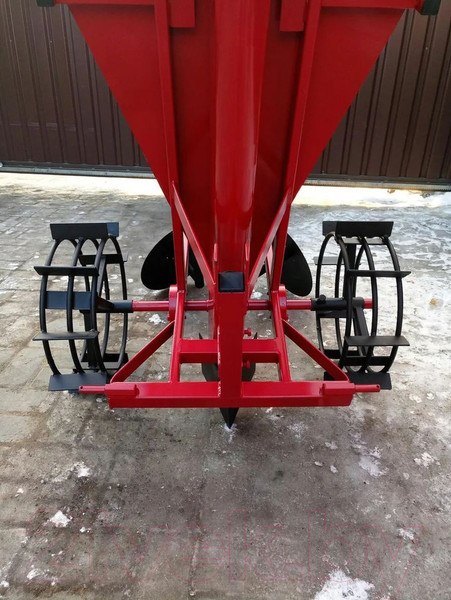 Изображение товара Картофелесажалка МТЗ КСН-1 КСН1-00.000